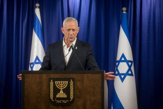 Lãnh đạo đối lập gửi tối hậu thư đến Thủ tướng Israel