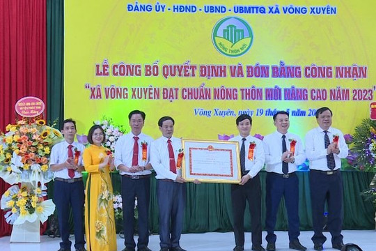 Võng Xuyên đón nhận danh hiệu xã đạt chuẩn nông thôn mới nâng cao