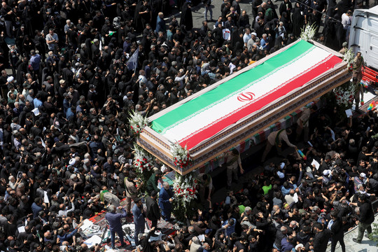 Người dân Iran đưa tiễn cố Tổng thống Ebrahim Raisi