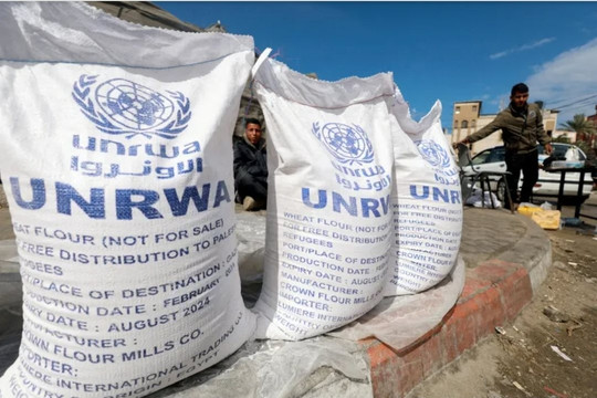 Liên hợp quốc đình chỉ phân phối thực phẩm ở Rafah