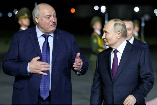 Tổng thống Nga thăm Belarus bàn về thách thức và đe dọa mới nổi