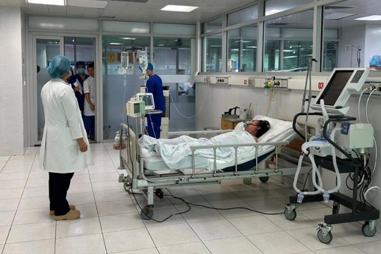 3 nạn nhân trong vụ cháy ở Trung Kính được chuyển đến Bệnh viện Bạch Mai