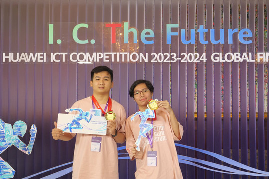 Sinh viên Việt Nam giành giải Ba cuộc thi toàn cầu Huawei ICT Competition 2023-2024