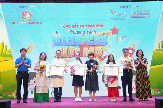 Học sinh Hà Nội giành giải Nhì chương trình “Vươn cao ước mơ”