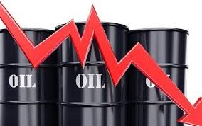 Tiêu thụ yếu kéo giá dầu sụt giảm