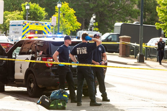 9 người thương vong trong vụ xả súng tại Mỹ