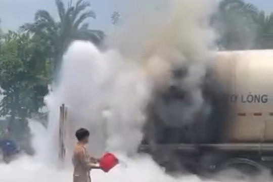 Xe bồn bị cháy trên đường Võ Nguyên Giáp không gây nguy hiểm