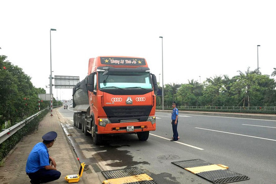Hà Nội: Xử phạt 642 trường hợp xe tải vi phạm trong tháng 5