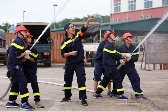 Mùa hè 2024 sẽ có 10 khóa đào tạo lính cứu hỏa dành cho học sinh