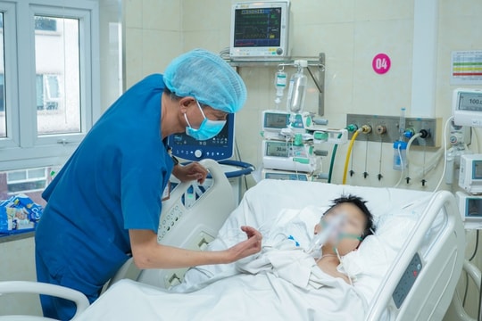 Cứu sống bệnh nhi bị sốc đa chấn thương nghiêm trọng