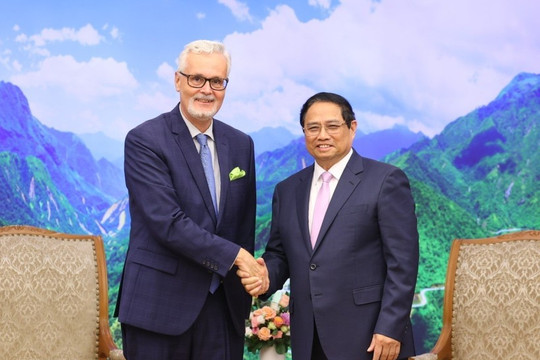 Thủ tướng Phạm Minh Chính tiếp Đại sứ Đức Guido Hildner tới chào từ biệt