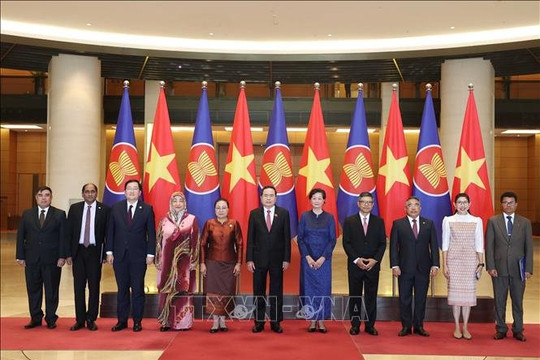 Chủ tịch Quốc hội Trần Thanh Mẫn tiếp Đại sứ, Đại biện các nước ASEAN và Timor-Leste
