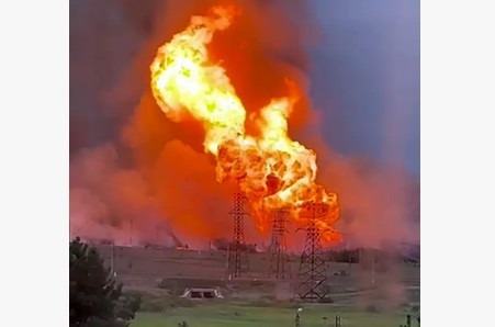 Video lửa cháy dữ dội tại cơ sở lưu trữ khí đốt Nga