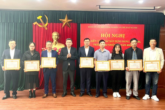 Đảng ủy các khu công nghiệp và chế xuất Hà Nội: Kiên trì vận động, phát triển nhiều tổ chức Đảng trong doanh nghiệp