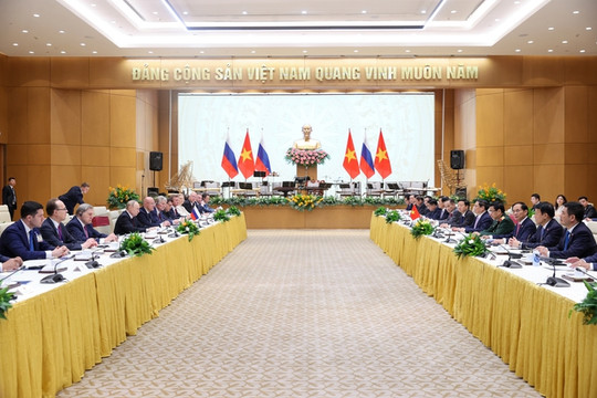 Thủ tướng Phạm Minh Chính hội kiến với Tổng thống Liên bang Nga Vladimir Putin
