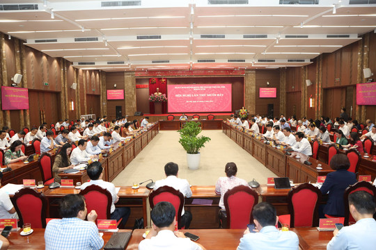Khai mạc Hội nghị lần thứ 18 Ban Chấp hành Đảng bộ thành phố Hà Nội (khóa XVII)