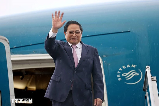 Thủ tướng Phạm Minh Chính lên đường dự Hội nghị của Diễn đàn Kinh tế thế giới và làm việc tại Trung Quốc