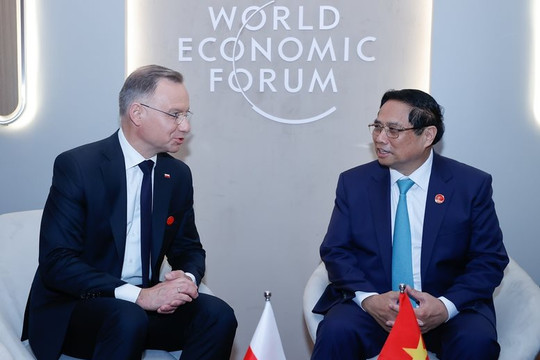 Thủ tướng Chính phủ Phạm Minh Chính gặp Tổng thống Ba Lan