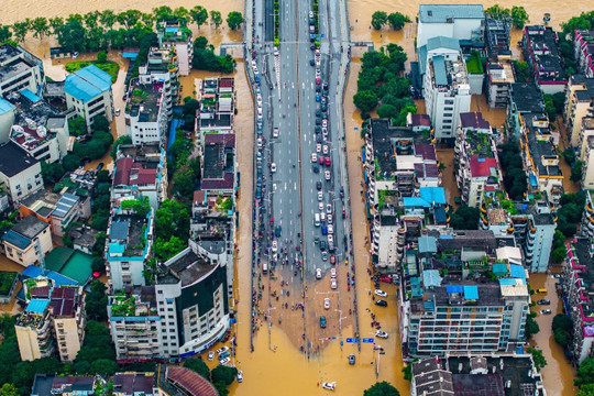 Trung Quốc cứu trợ khẩn cấp hơn 316 triệu USD cho các thành phố bị lũ lụt