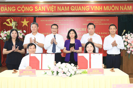Chuyển giao, tiếp nhận Đảng bộ Ban Quản lý Khu công nghệ cao Hòa Lạc về Hà Nội