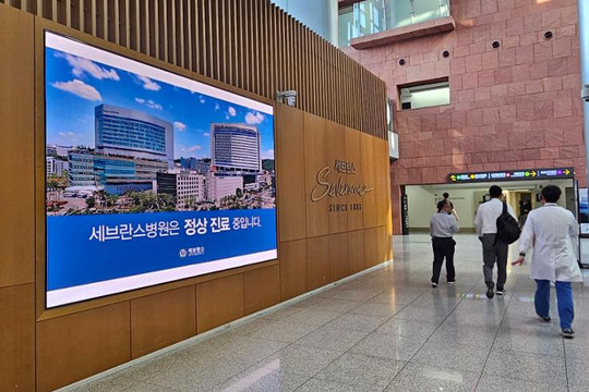 Hàn Quốc: Các giáo sư y khoa phát động cuộc đình công vô thời hạn