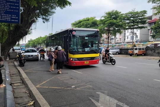 Phát triển hệ thống vận tải hành khách công cộng bằng xe buýt