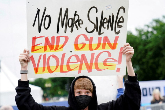 Mỹ: Bạo lực súng đạn gây ra cuộc khủng hoảng sức khỏe cộng đồng