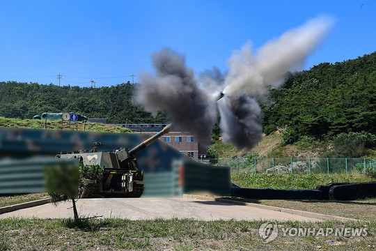 Hàn Quốc tập trận pháo binh biên giới trên bộ lần đầu tiên sau 6 năm