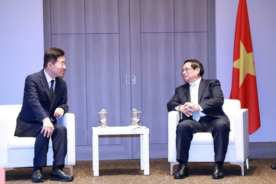 Thủ tướng Chính phủ Phạm Minh Chính tiếp nguyên Chủ tịch Quốc hội Hàn Quốc