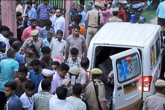 Ít nhất 116 người Ấn Độ thiệt mạng do giẫm đạp tại một sự kiện tôn giáo