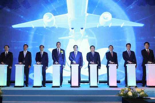 Thủ tướng Phạm Minh Chính dự kỷ niệm 30 năm Vietnam Airlines mở đường bay thẳng tới Hàn Quốc