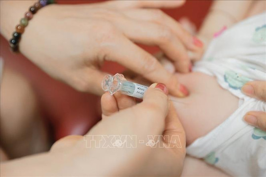 Lịch tiêm vắc xin phòng bạch hầu cho trẻ như thế nào?