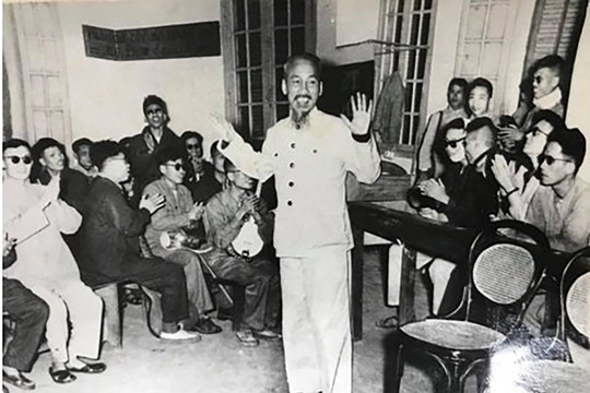 Kỷ niệm 77 năm Ngày Thương binh - Liệt sĩ (27/7/1947 - 27/7/2024): Chủ tịch Hồ Chí Minh với đạo lý “uống nước nhớ nguồn”
