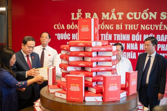 Ra mắt sách của Tổng Bí thư Nguyễn Phú Trọng về Quốc hội