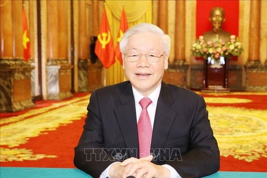 Bộ Chính trị quyết định trao Huân chương Sao Vàng tặng Tổng Bí thư Nguyễn Phú Trọng