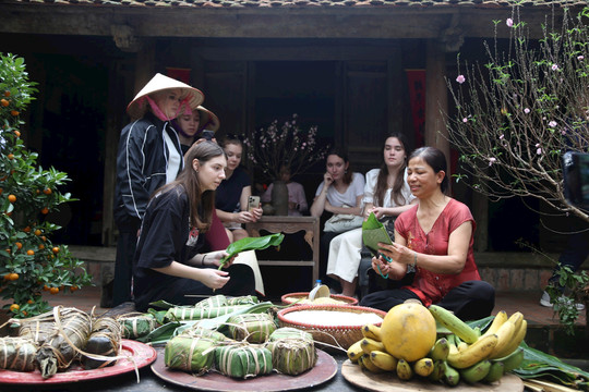 Tạo sức bật mới cho du lịch Việt Nam: Tháo gỡ rào cản, nâng cao năng lực cạnh tranh