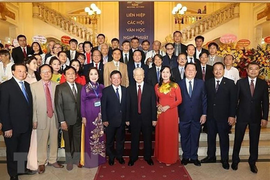 Tổng Bí thư Nguyễn Phú Trọng quan tâm sâu sắc đến phát triển văn hóa, xây dựng con người Việt Nam thời kỳ mới