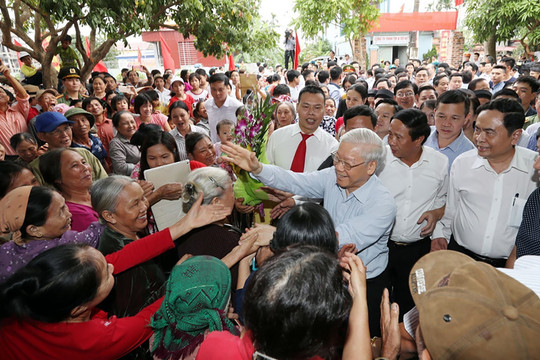 Tổng Bí thư Nguyễn Phú Trọng mãi sống trong lòng nhân dân