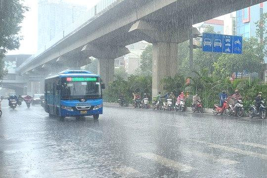 Hà Nội có mưa vừa, mưa to do ảnh hưởng của bão số 2