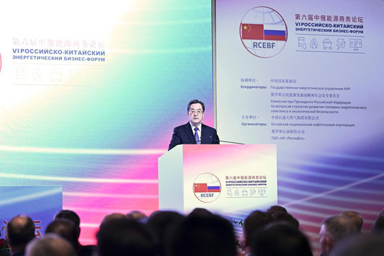 Trung Quốc cam kết tăng cường hợp tác năng lượng chiến lược với Nga