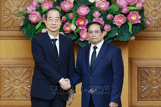 Thủ tướng Phạm Minh Chính tiếp Thủ tướng Hàn Quốc Han Duck Soo sang dự Lễ Quốc tang Tổng Bí thư Nguyễn Phú Trọng