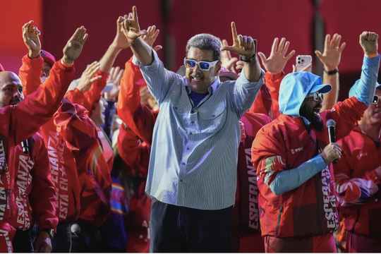 Các ứng cử viên Tổng thống Venezuela kết thúc chiến dịch tranh cử