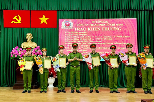 TP Hồ Chí Minh: Khen thưởng các đơn vị phá đường dây ma túy, sản xuất tiền giả, tàng trữ vũ khí