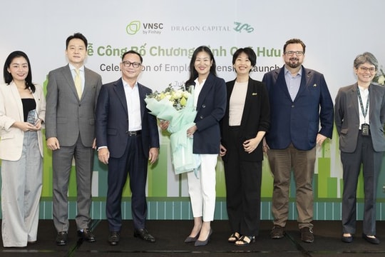 Chứng khoán Vina triển khai chương trình hưu trí bổ sung tự nguyện cho nhân viên