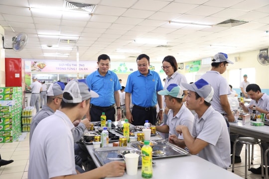 Bữa cơm Công đoàn - thêm niềm tin, sự gắn bó với người lao động