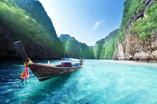 Ko Phi Phi - “Kho báu” của Thái Lan