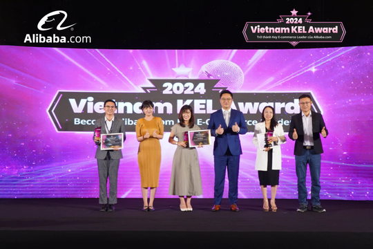 Alibaba vinh danh các tài năng thương mại điện tử xuất sắc