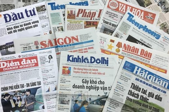 Tiếp tục xem xét đề xuất sắp xếp cơ quan báo chí của thành phố Hà Nội và Hồ Chí Minh