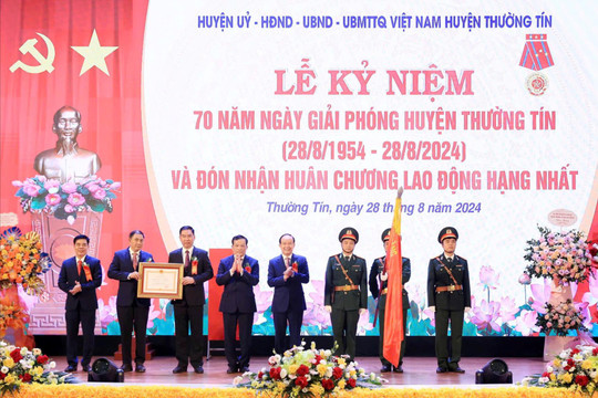 Huyện Thường Tín đón nhận Huân chương Lao động hạng Nhất (lần 2)