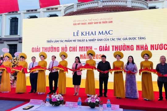 Triển lãm tôn vinh các tác giả đoạt Giải thưởng Hồ Chí Minh và Giải thưởng Nhà nước năm 2022